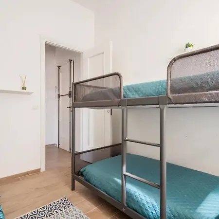 Apartament Seaside Private Parking And Near The Viareggio