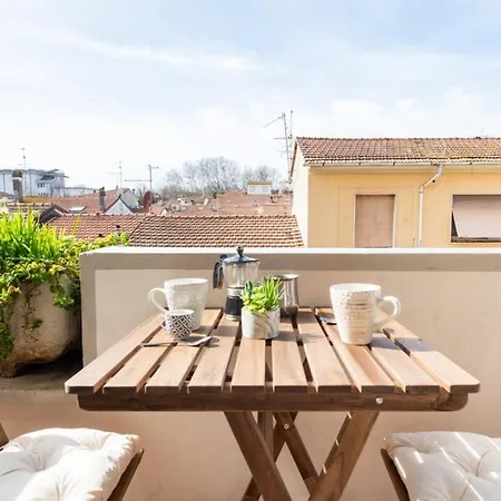 Apartament Seaside Private Parking And Near The Viareggio