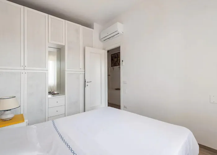 Apartament Seaside Private Parking And Near The *