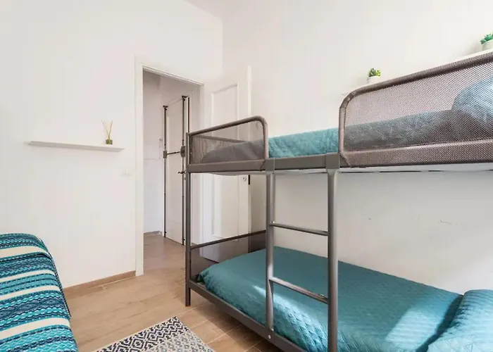 Apartament Seaside Private Parking And Near The Viareggio