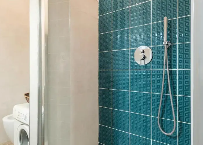 Seaside Private Parking And Near The Viareggio