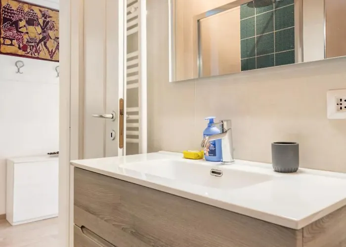 Seaside Private Parking And Near The