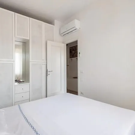Apartamento Seaside Private Parking And Near The *